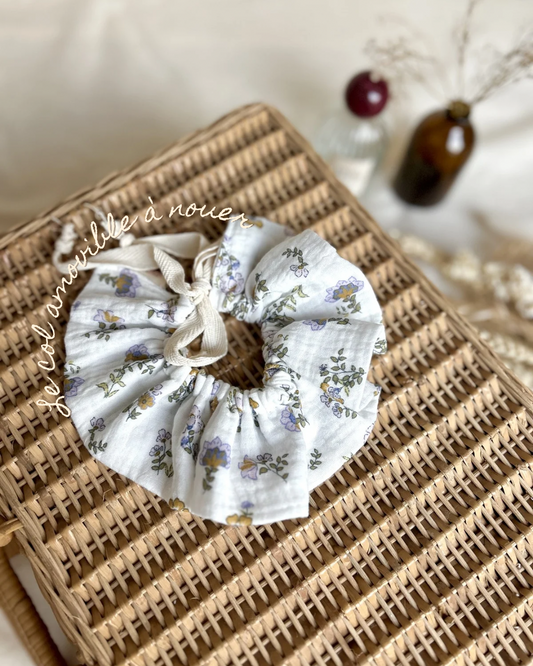 Les cols volantés à nouer