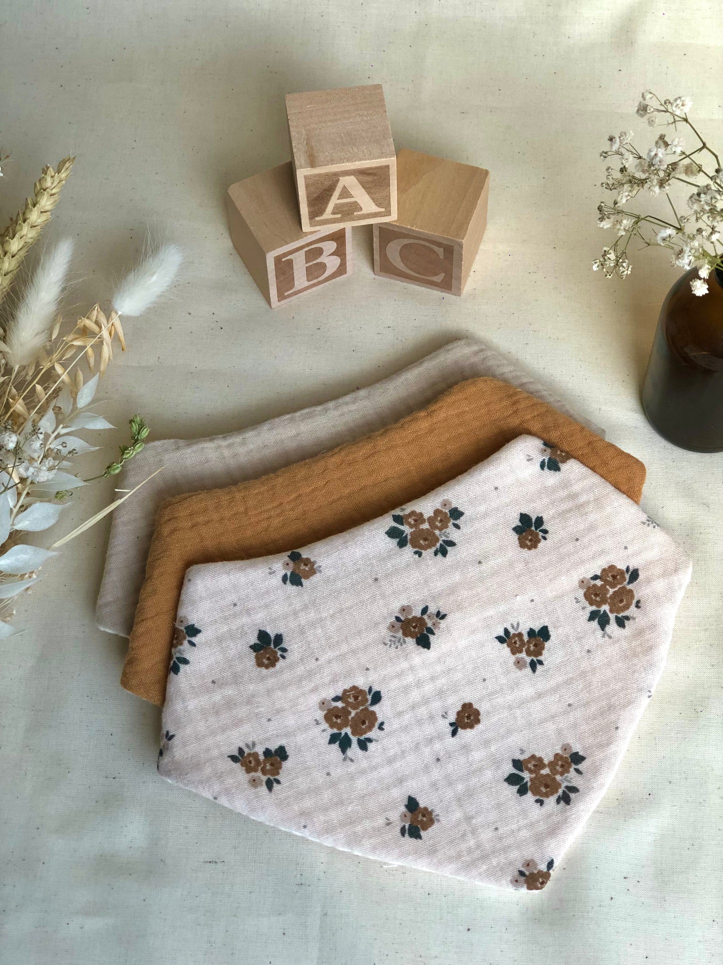 Les trios de bavoirs bandanas