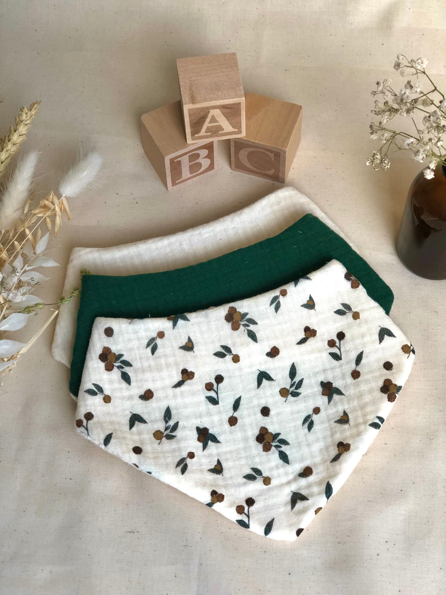 Les trios de bavoirs bandanas