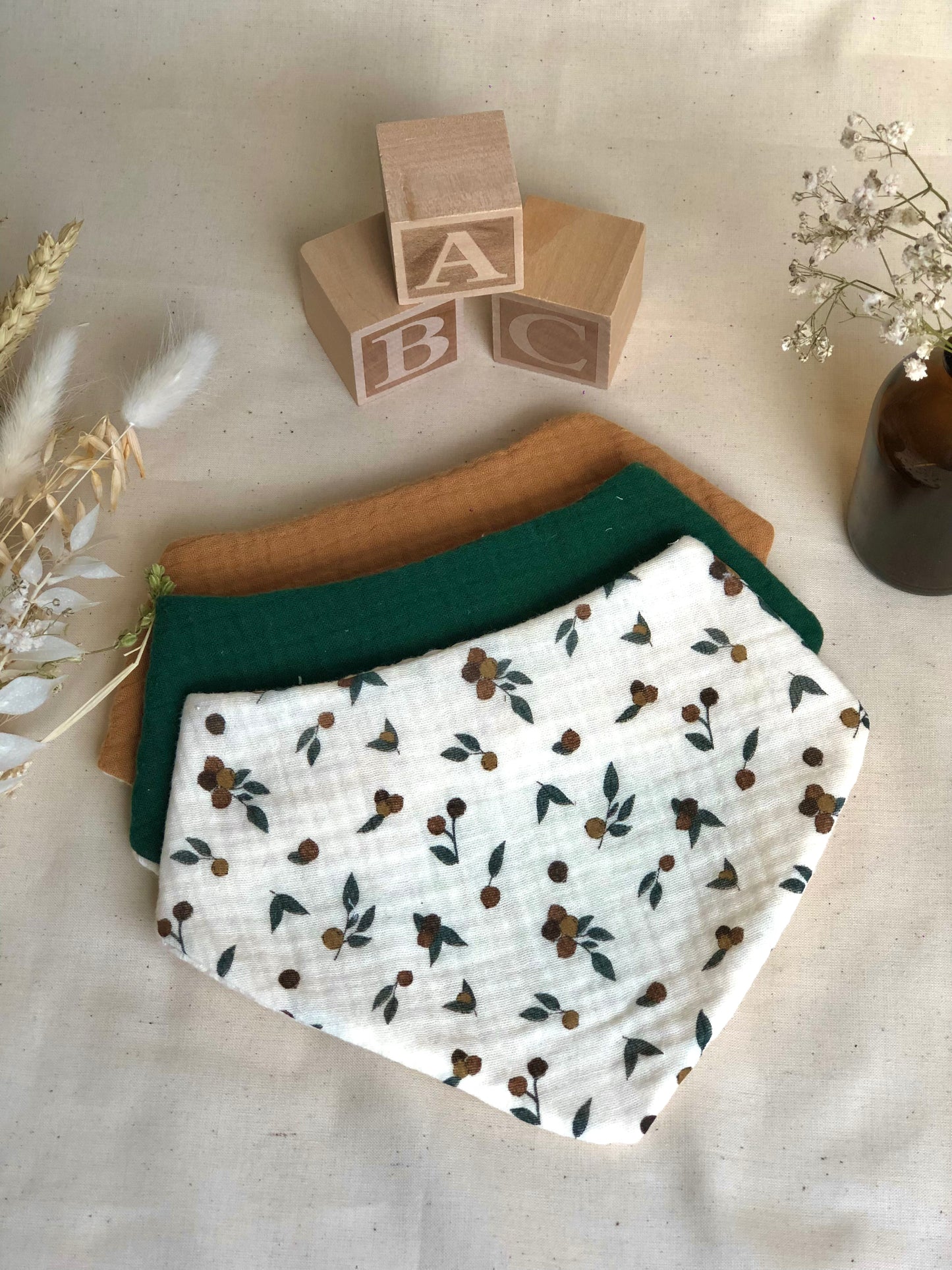 Les trios de bavoirs bandanas