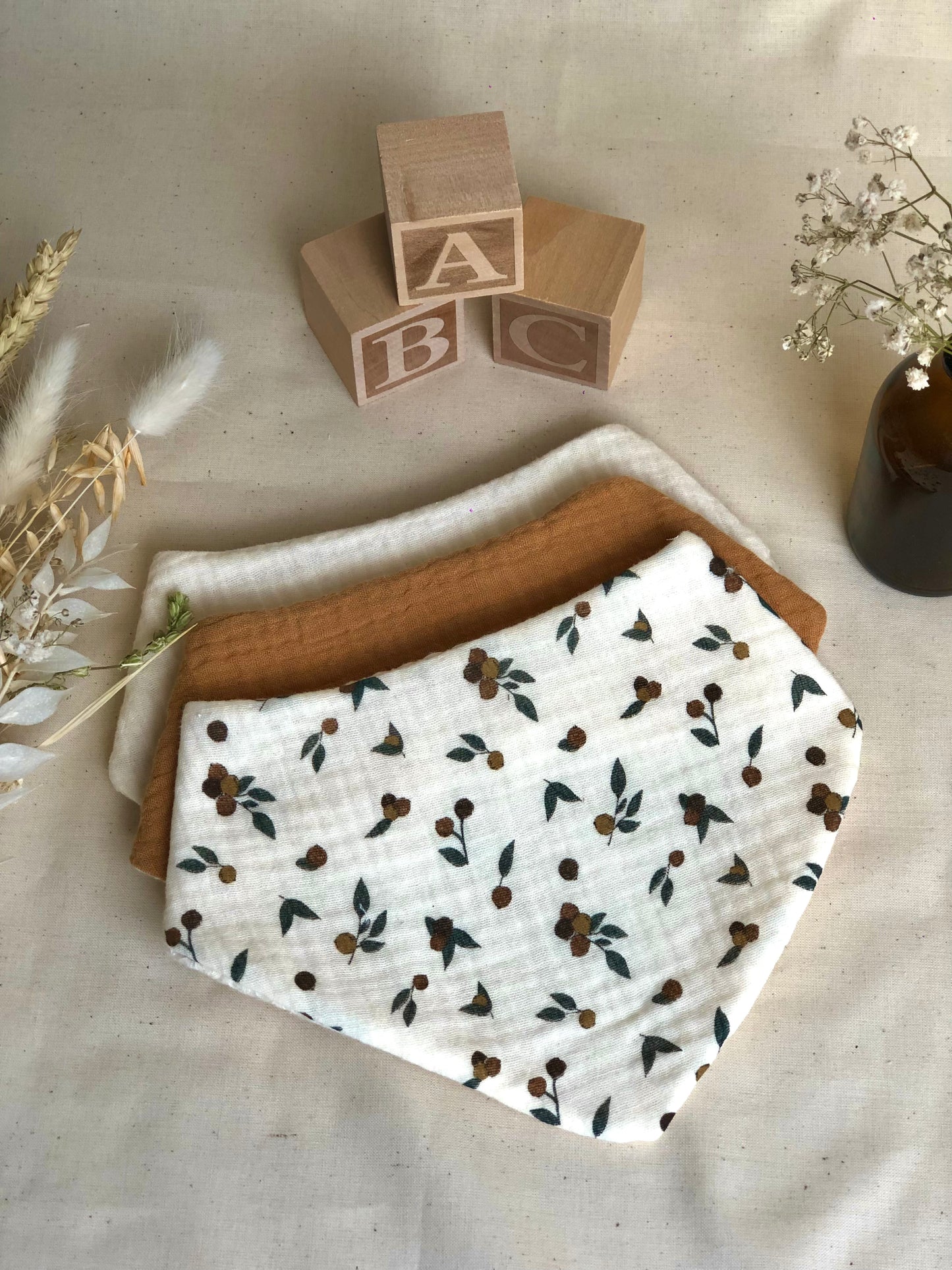 Les trios de bavoirs bandanas