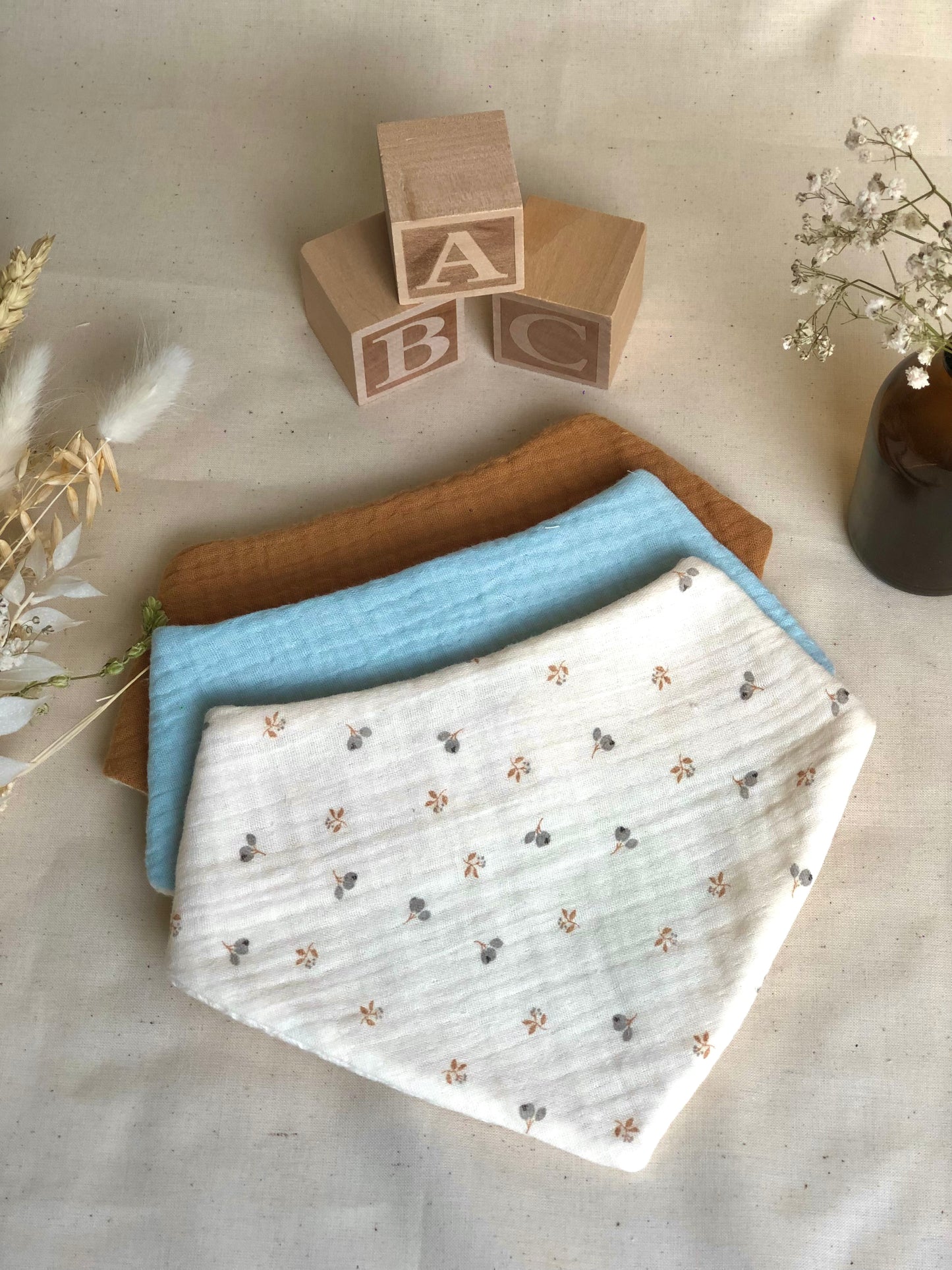 Les trios de bavoirs bandanas