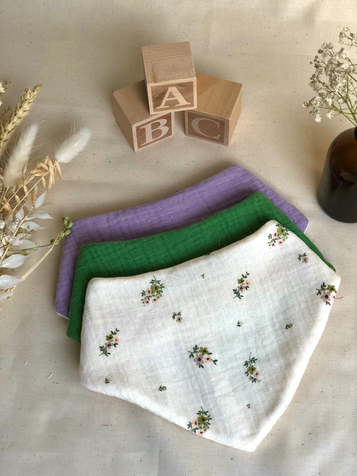 Les trios de bavoirs bandanas