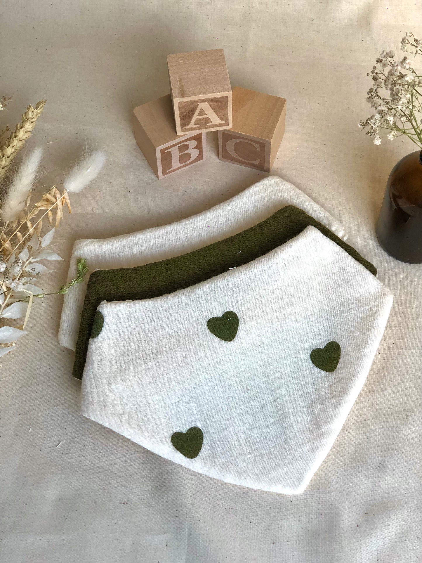 Les trios de bavoirs bandanas